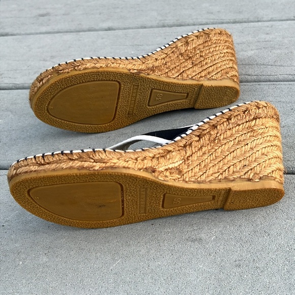 Burberry Slide Wedge Sandals EU 36 US 6 - Picture 5 of 14